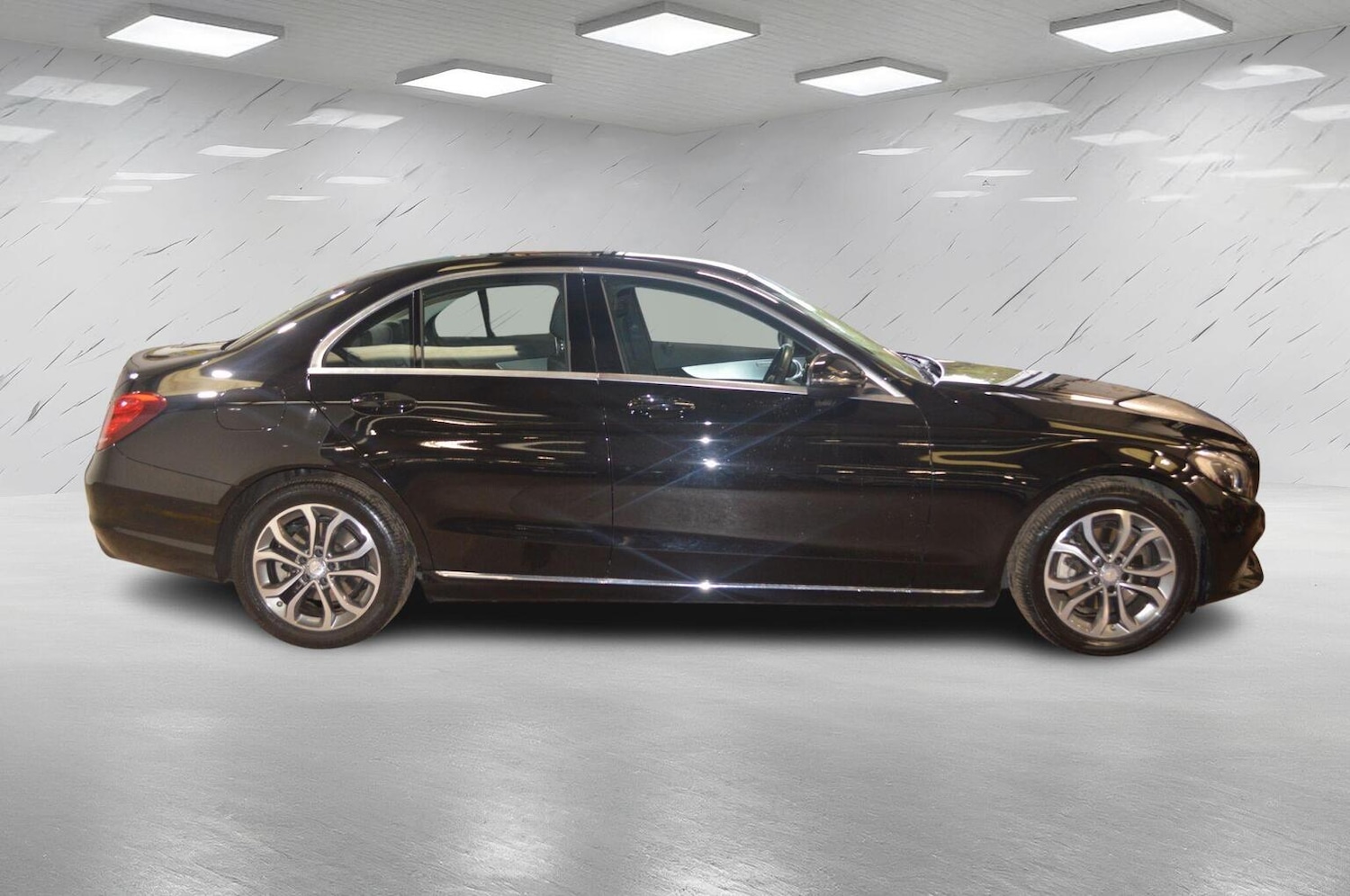 Used Mercedes-Benz C-Class 2017 for sale - 76120217: Photo 9