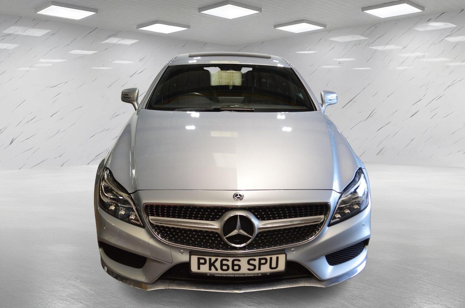 Used Mercedes-Benz CLS 2016 for sale - 76769408: Photo 2