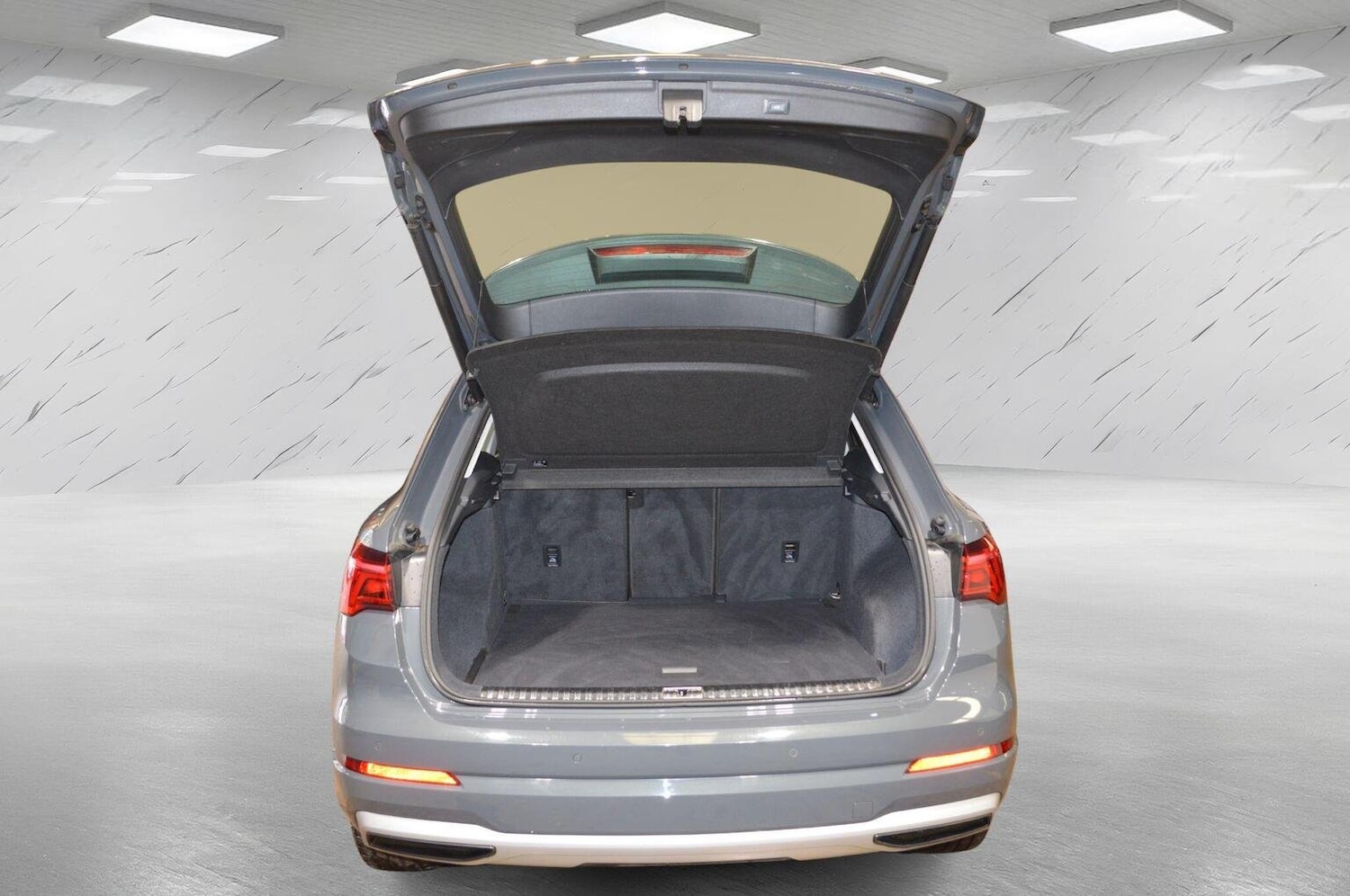 Used Audi Q3 2019 for sale - 77464448: Photo 10