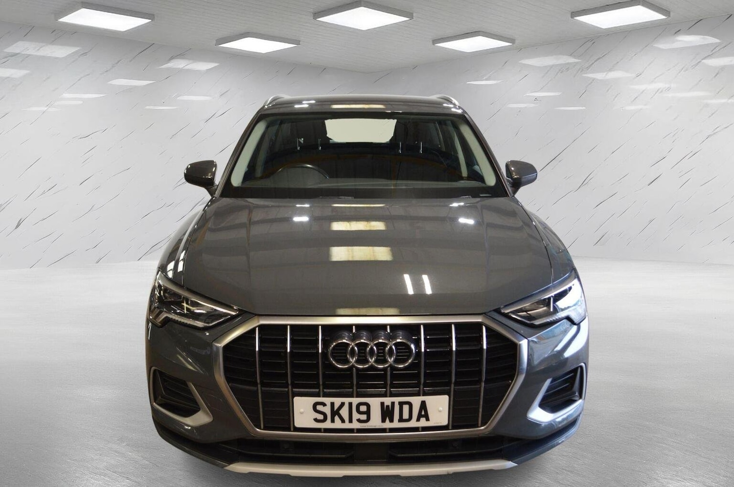 Used Audi Q3 2019 for sale - 77464448: Photo 2