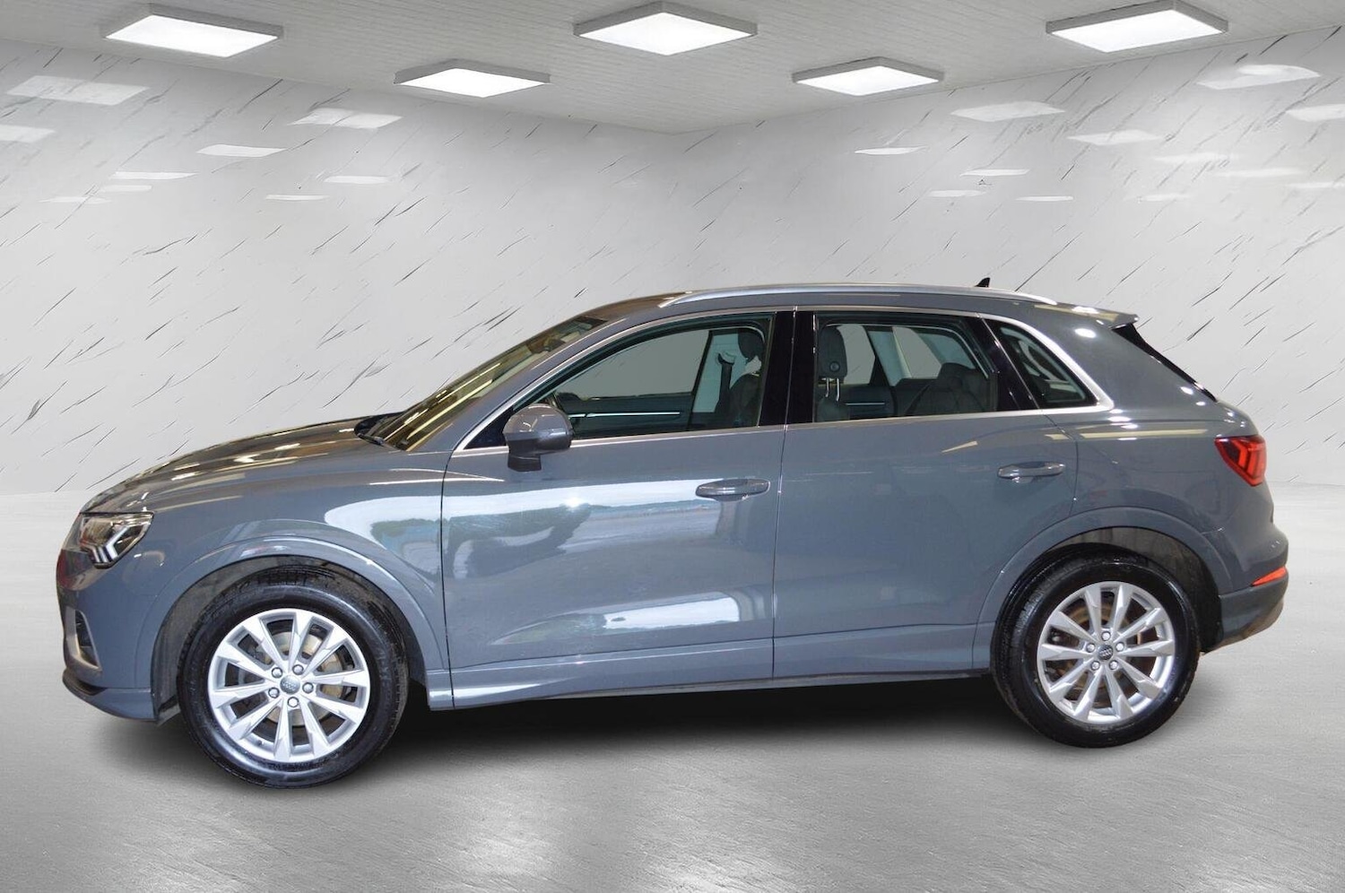 Used Audi Q3 2019 for sale - 77464448: Photo 5