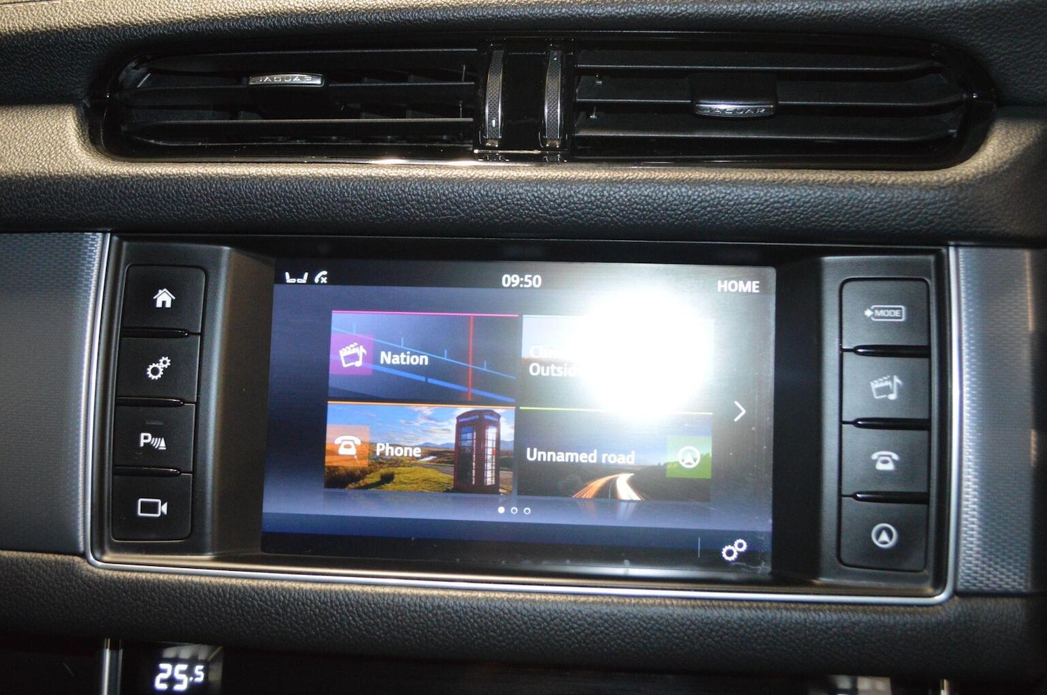 Used Jaguar XF 2018 for sale - 77154353: Photo 20