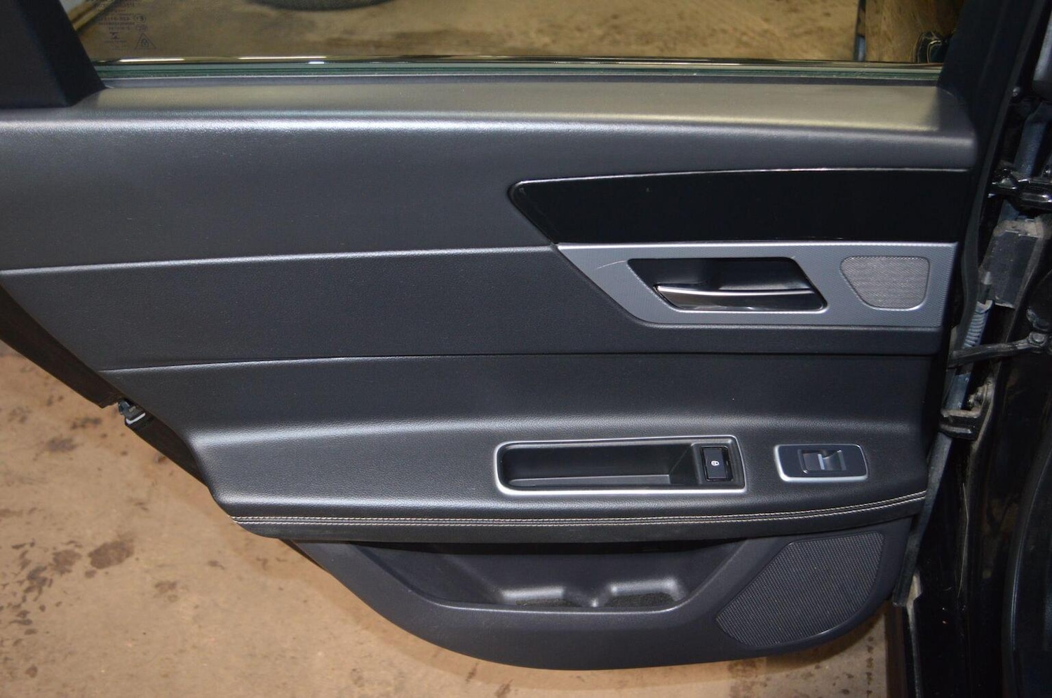 Used Jaguar XF 2018 for sale - 77154353: Photo 31