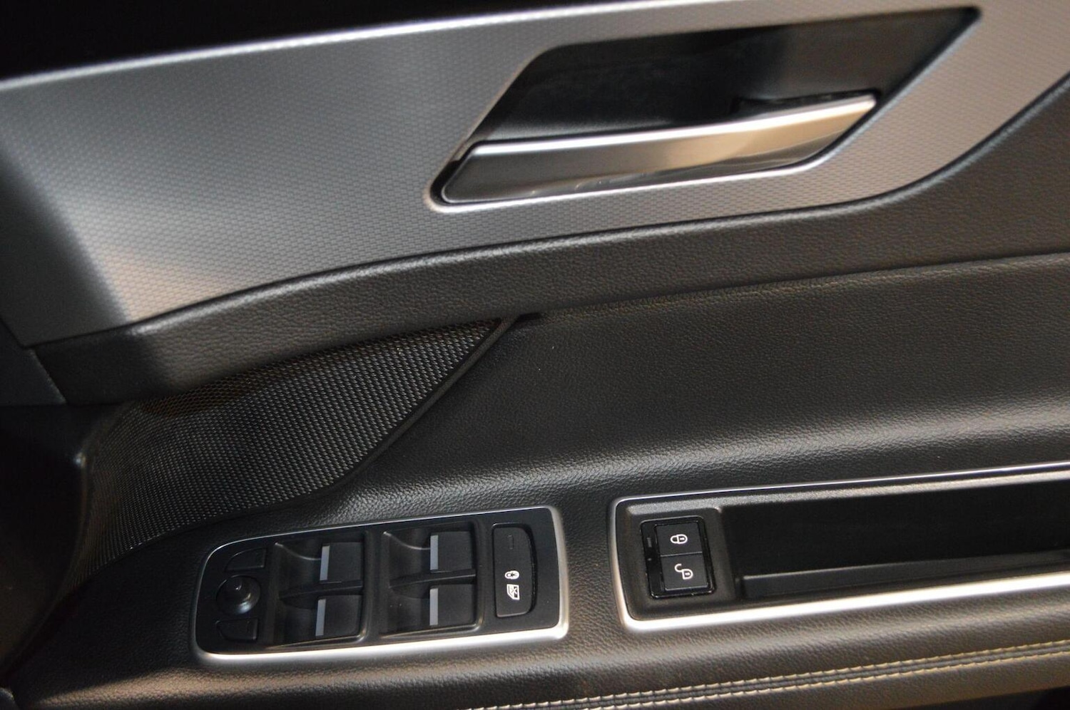 Used Jaguar XF 2018 for sale - 77154353: Photo 38