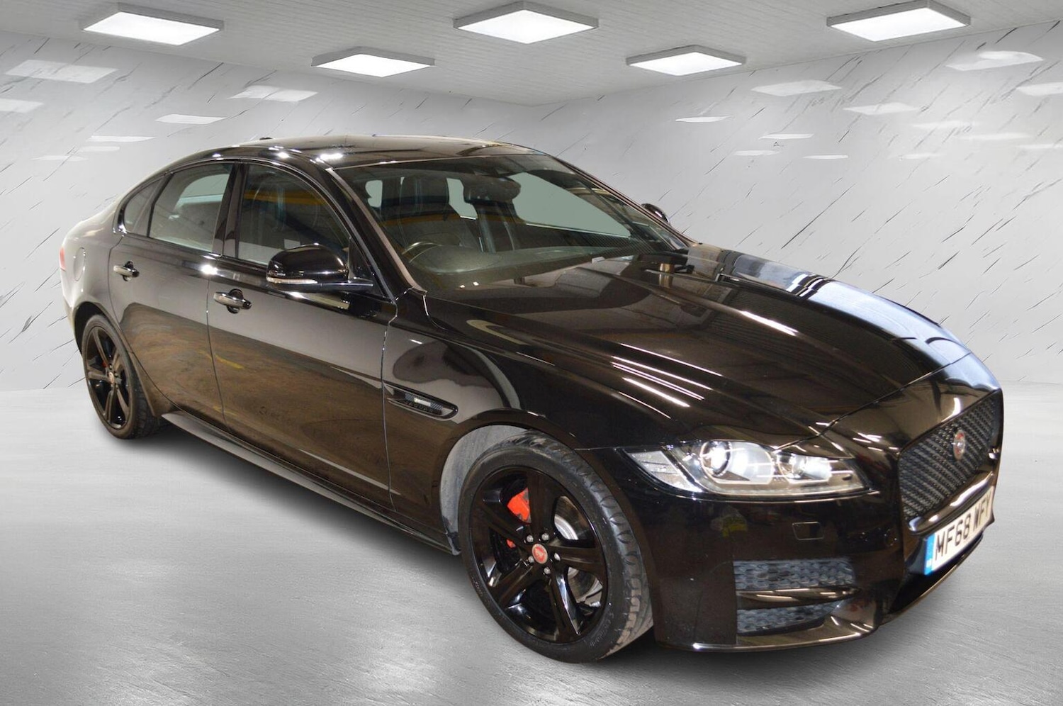 Used Jaguar XF 2018 for sale - 77154353: Photo 4