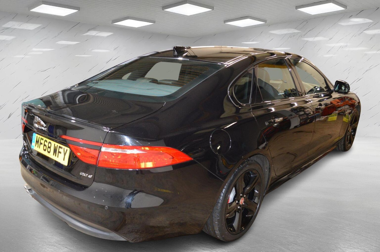 Used Jaguar XF 2018 for sale - 77154353: Photo 8