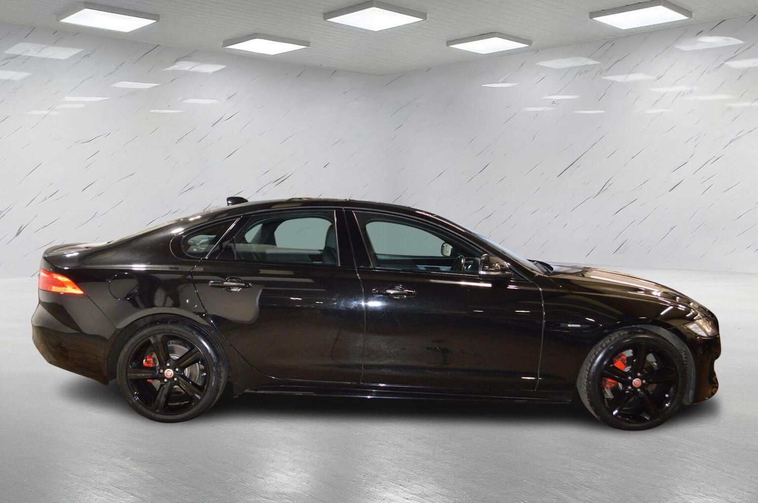 Used Jaguar XF 2018 for sale - 77154353: Photo 9