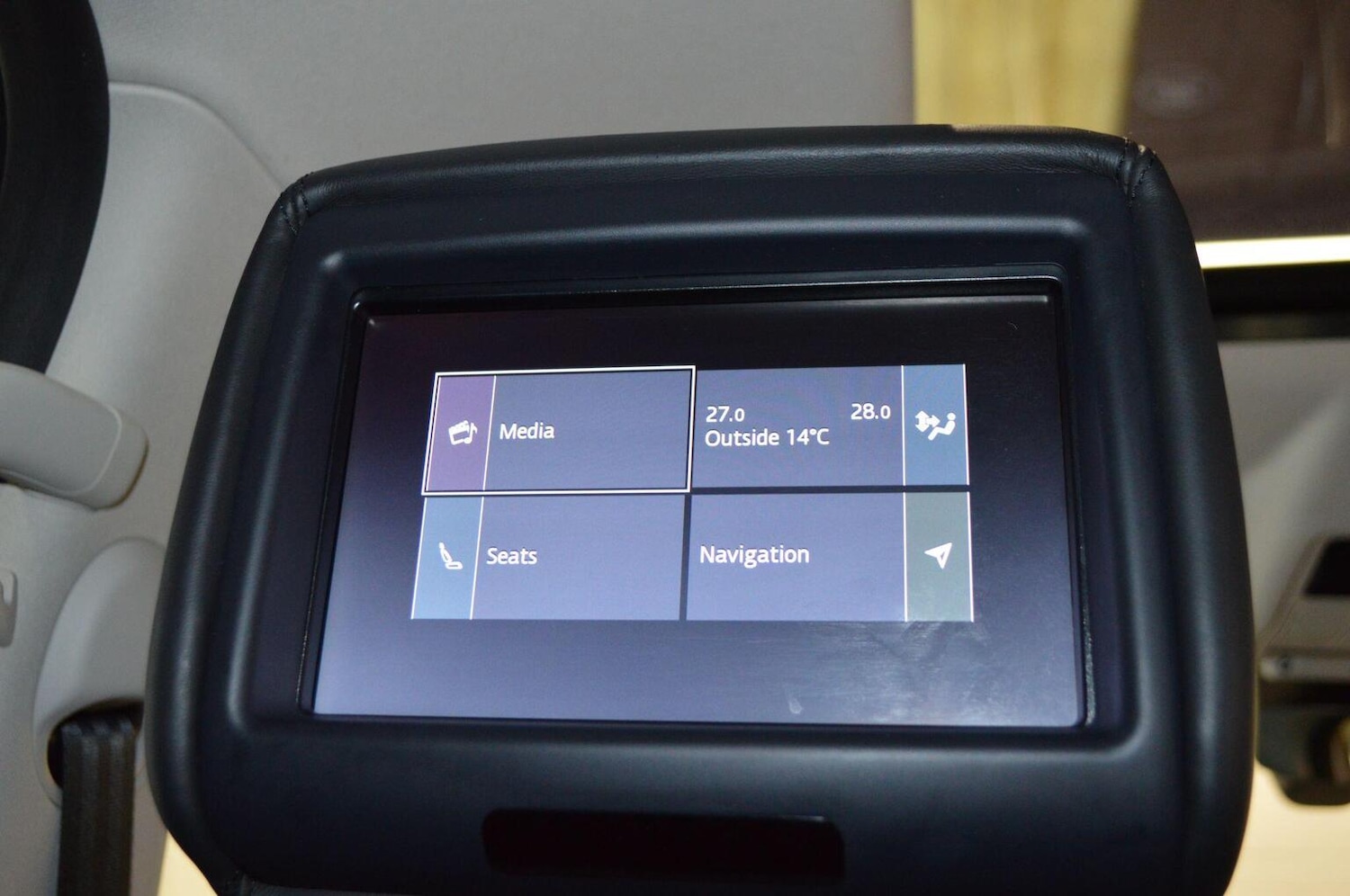 Used Land Rover Discovery 2018 for sale - 77921429: Photo 19