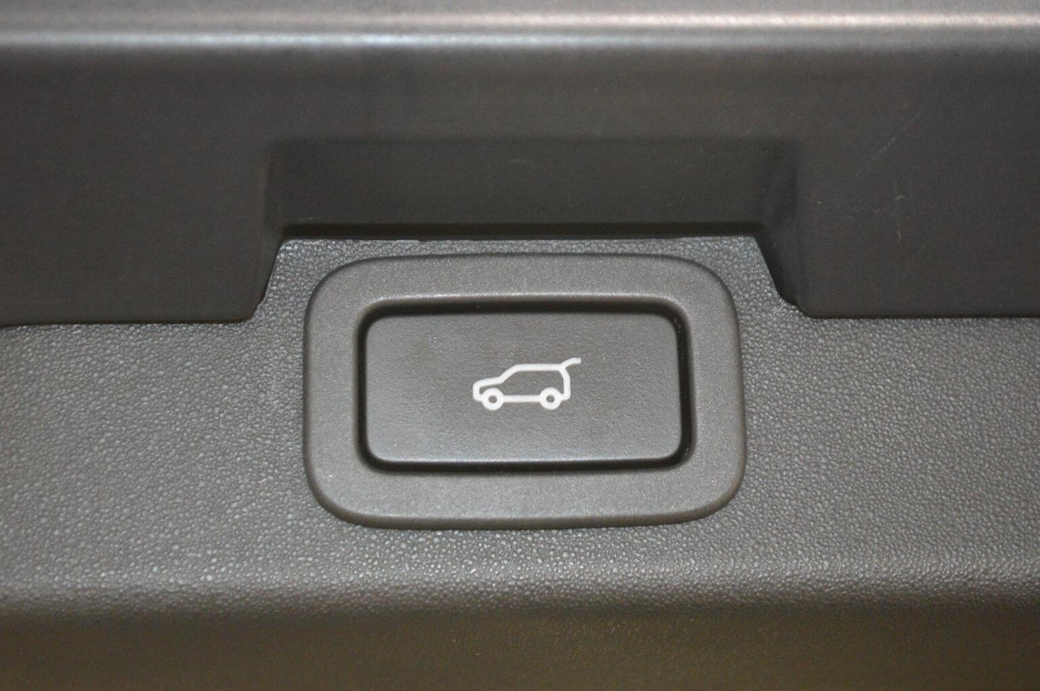 Used Land Rover Discovery 2018 for sale - 77921429: Photo 29