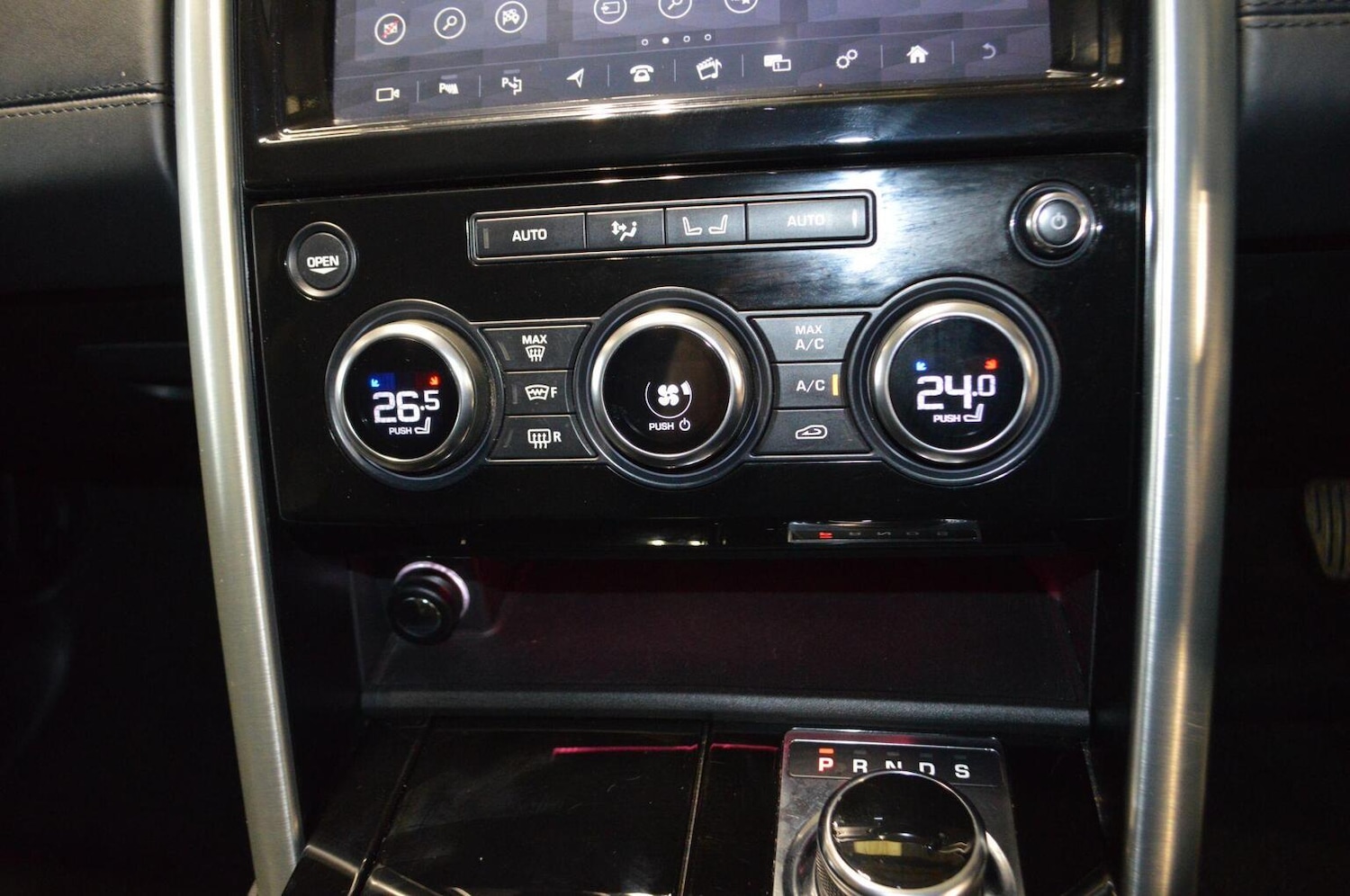 Used Land Rover Discovery 2018 for sale - 77921429: Photo 39