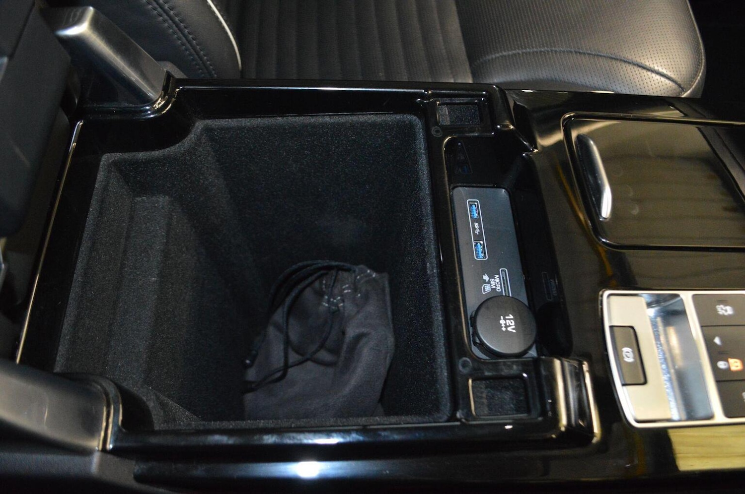 Used Land Rover Discovery 2018 for sale - 77921429: Photo 42