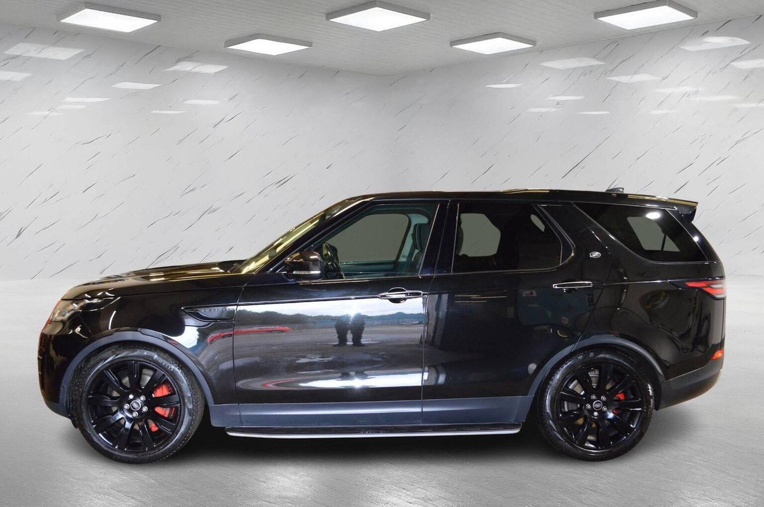 Used Land Rover Discovery 2018 for sale - 77921429: Photo 5