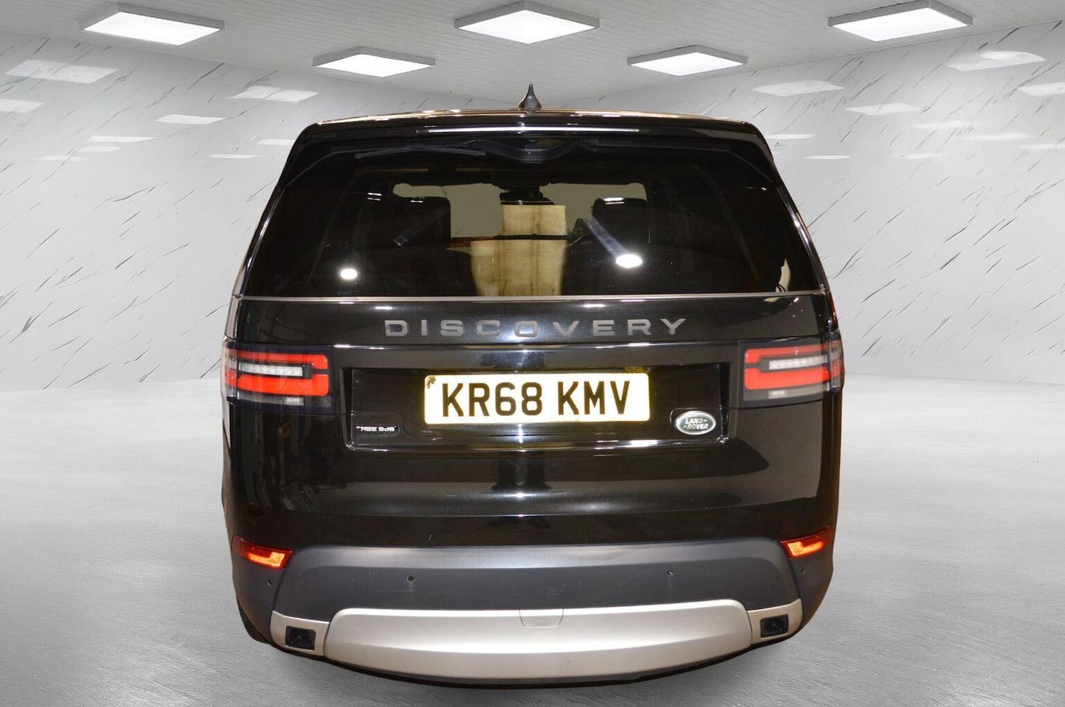 Used Land Rover Discovery 2018 for sale - 77921429: Photo 7