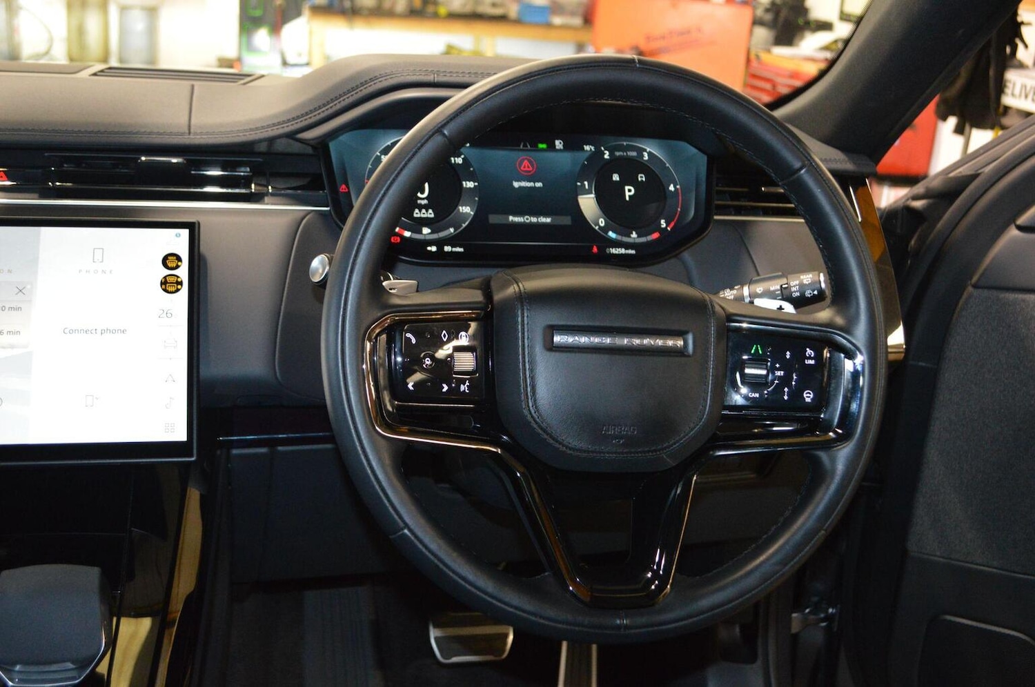 Used Land Rover Range Rover Sport 2024 for sale - 77385273: Photo 12