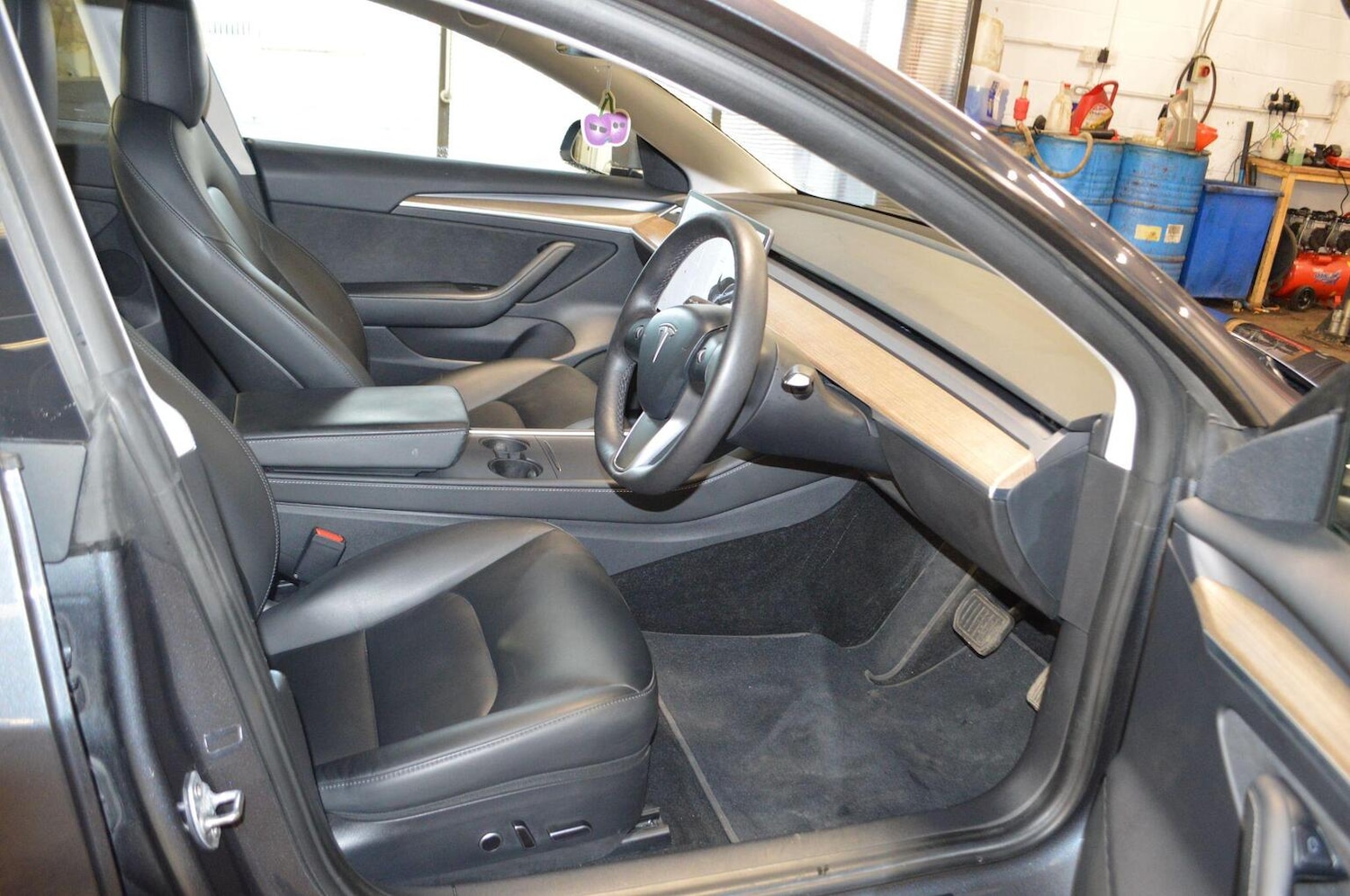 Used Tesla Model 3 2021 for sale - 76687126: Photo 12