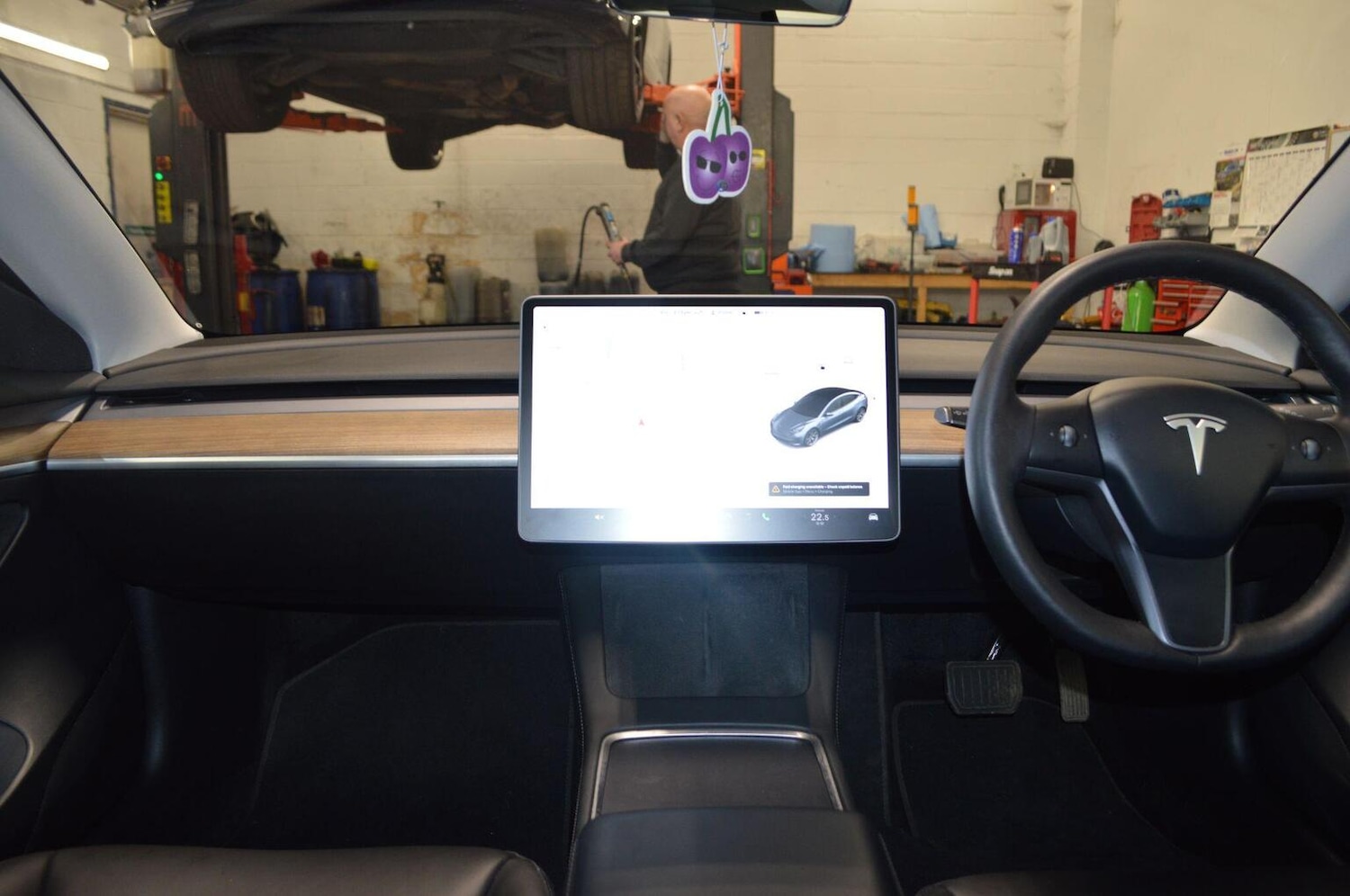 Used Tesla Model 3 2021 for sale - 76687126: Photo 15