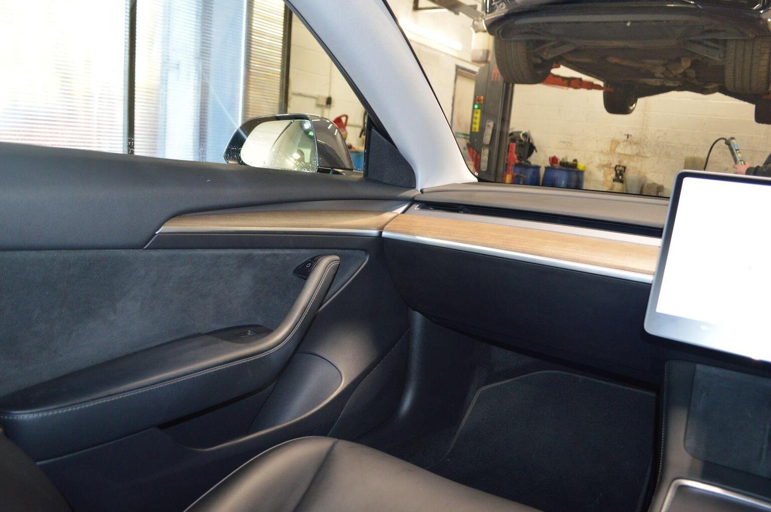 Used Tesla Model 3 2021 for sale - 76687126: Photo 16