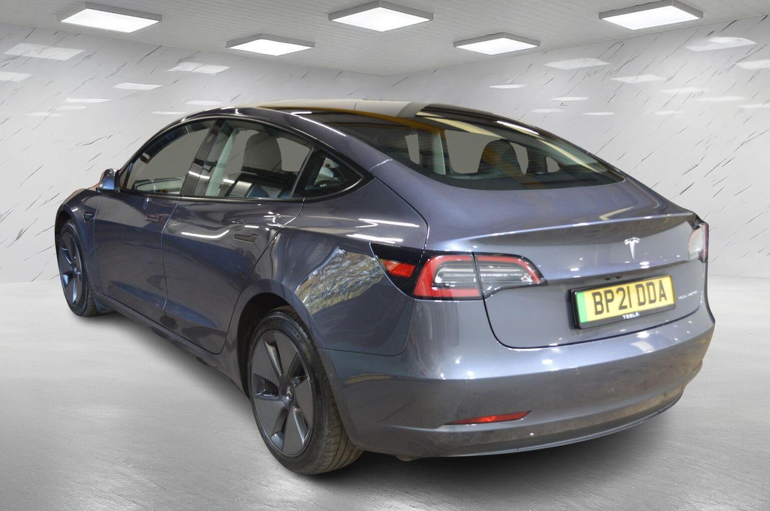 Used Tesla Model 3 2021 for sale - 76687126: Photo 6