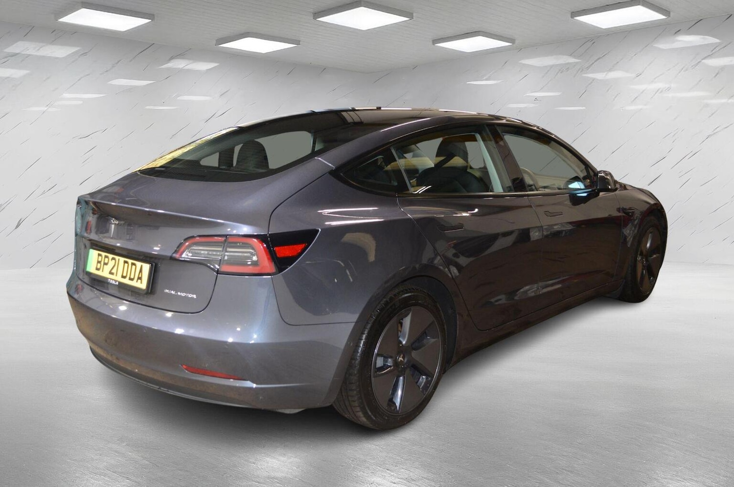 Used Tesla Model 3 2021 for sale - 76687126: Photo 8