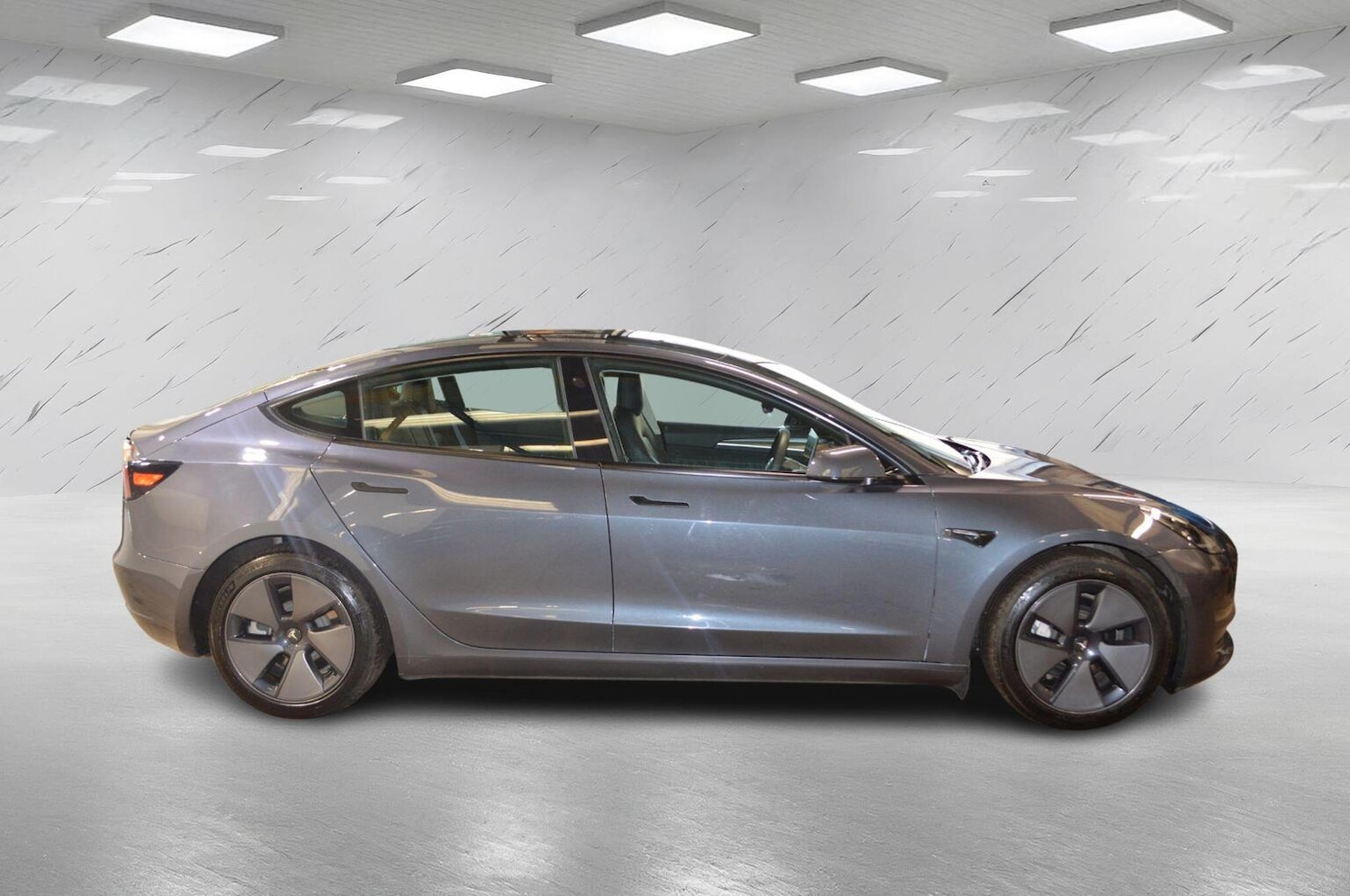 Used Tesla Model 3 2021 for sale - 76687126: Photo 9