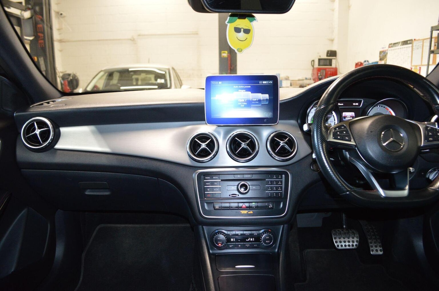 Used Mercedes-Benz GLA 2015 for sale - 76591545: Photo 14