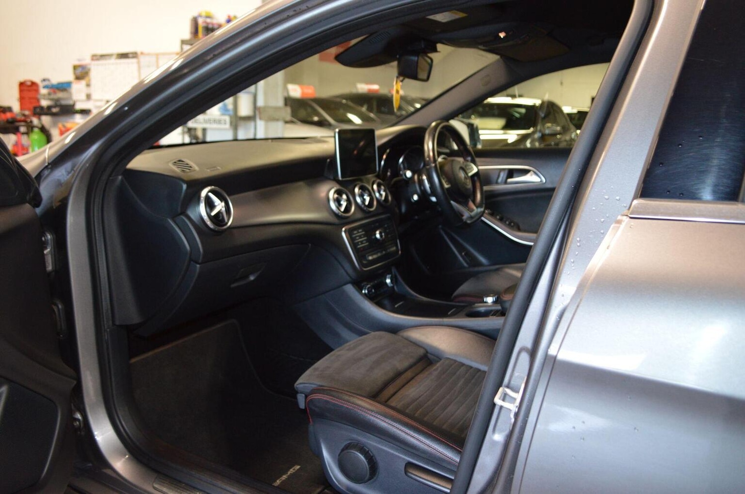 Used Mercedes-Benz GLA 2015 for sale - 76591545: Photo 38