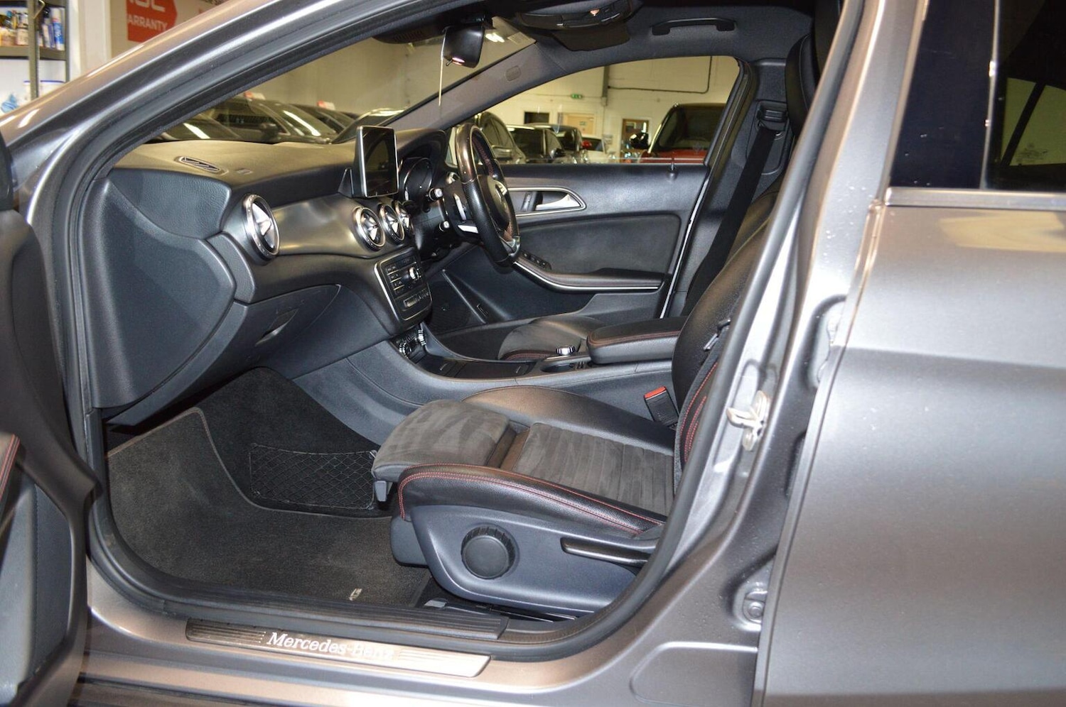 Used Mercedes-Benz GLA 2015 for sale - 76591545: Photo 39