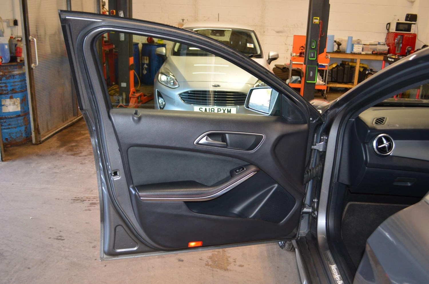 Used Mercedes-Benz GLA 2015 for sale - 76591545: Photo 43