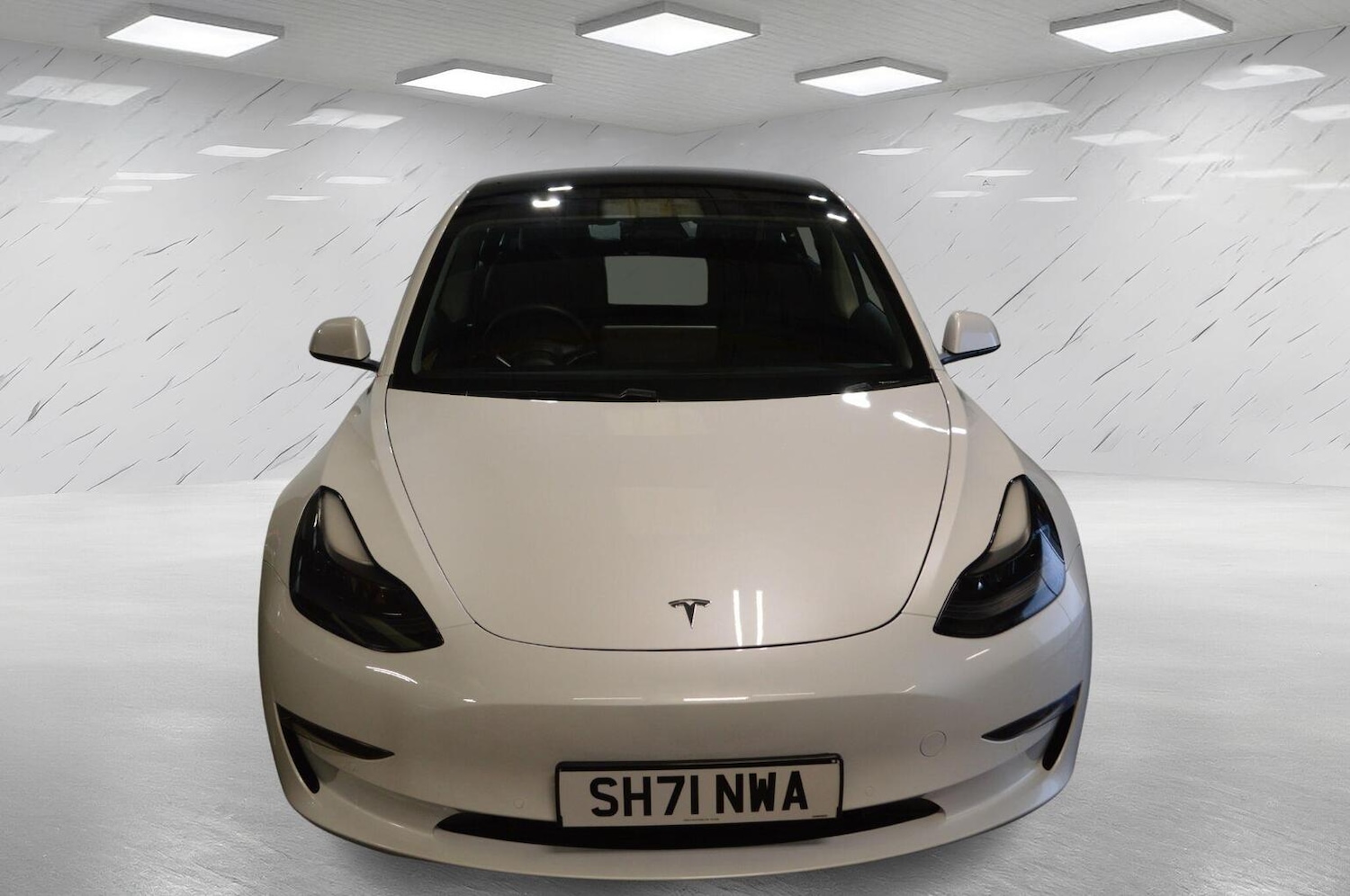 Used Tesla Model 3 2021 for sale - 77264509: Photo 2