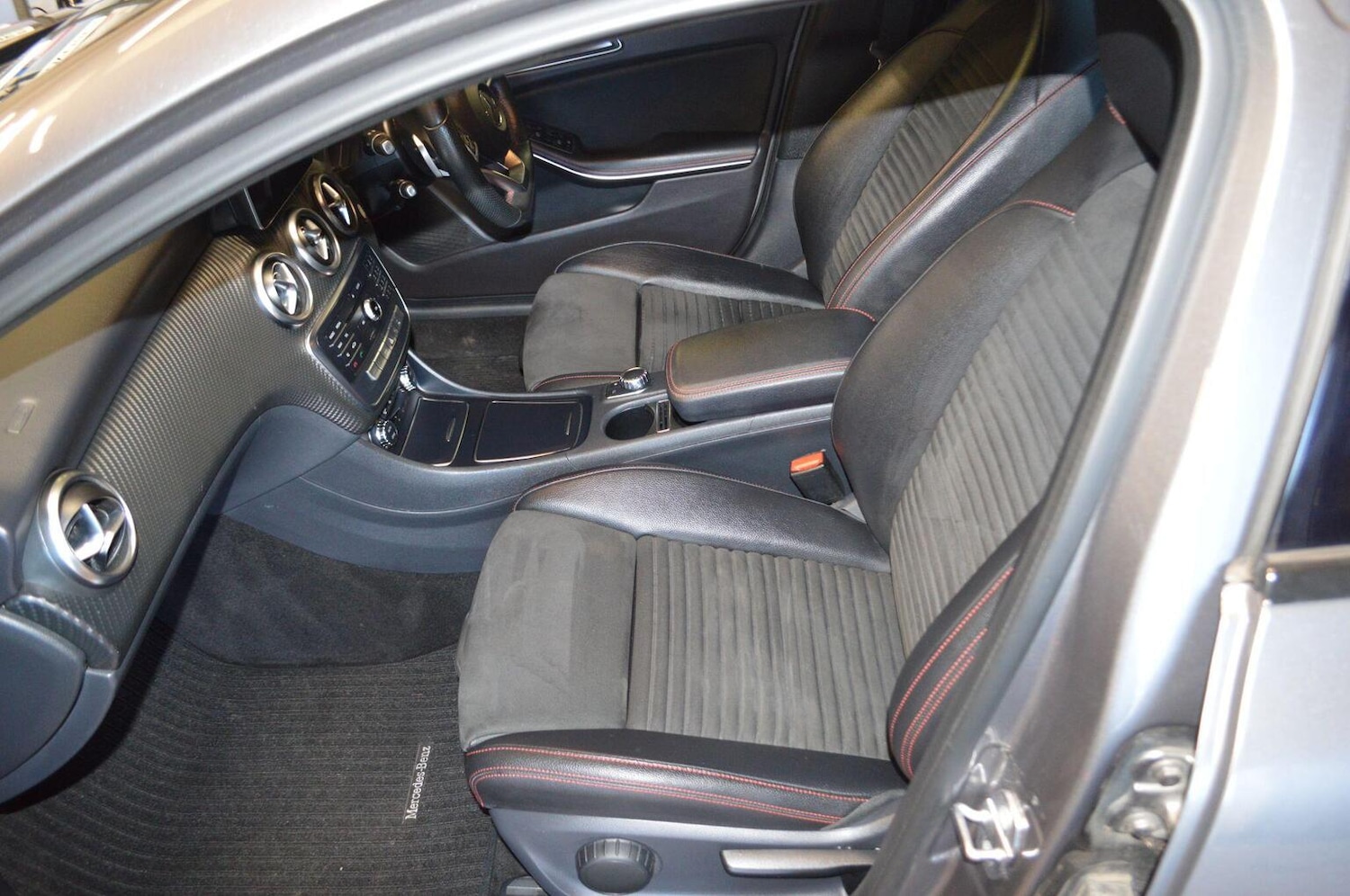 Used Mercedes-Benz A-Class 2018 for sale - 76588440: Photo 13