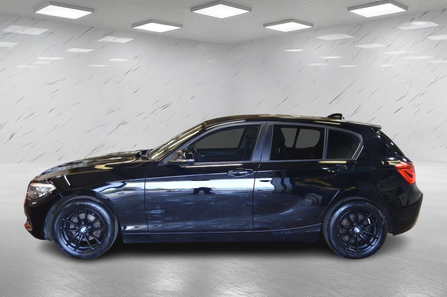 Used BMW 1 Series 2017 for sale - 77938127: Photo 5