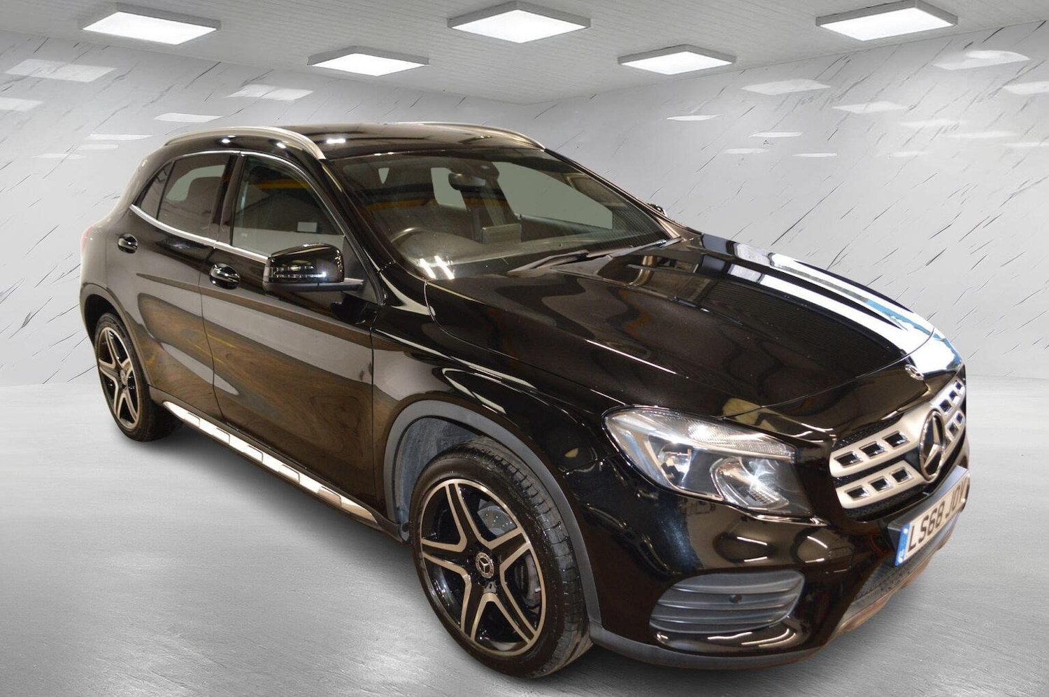 Used Mercedes-Benz GLA 2018 for sale - 76225296: Photo 4