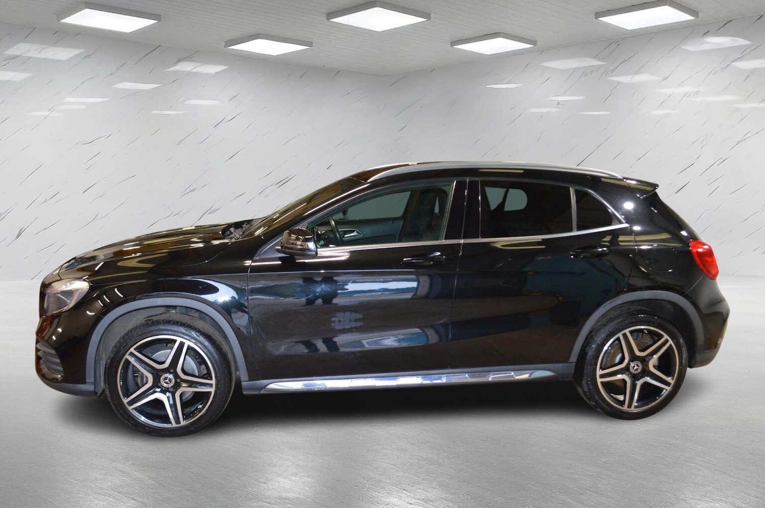 Used Mercedes-Benz GLA 2018 for sale - 76225296: Photo 5