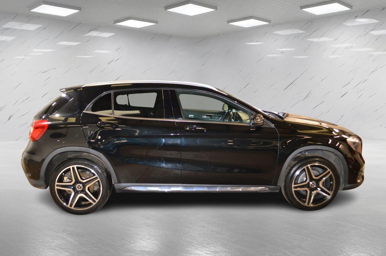 Used Mercedes-Benz GLA 2018 for sale - 76225296: Photo 9