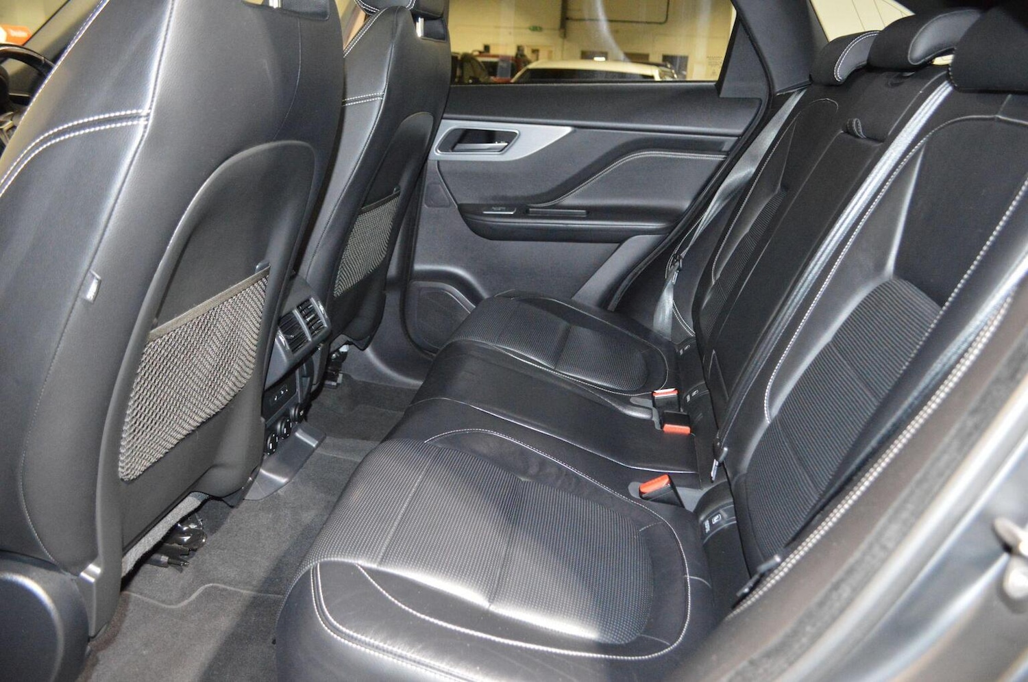 Used Jaguar F-Pace 2017 for sale - 76712360: Photo 18