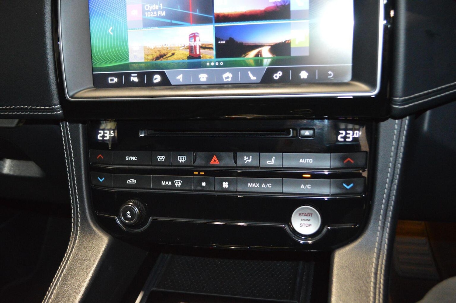 Used Jaguar F-Pace 2017 for sale - 76712360: Photo 20