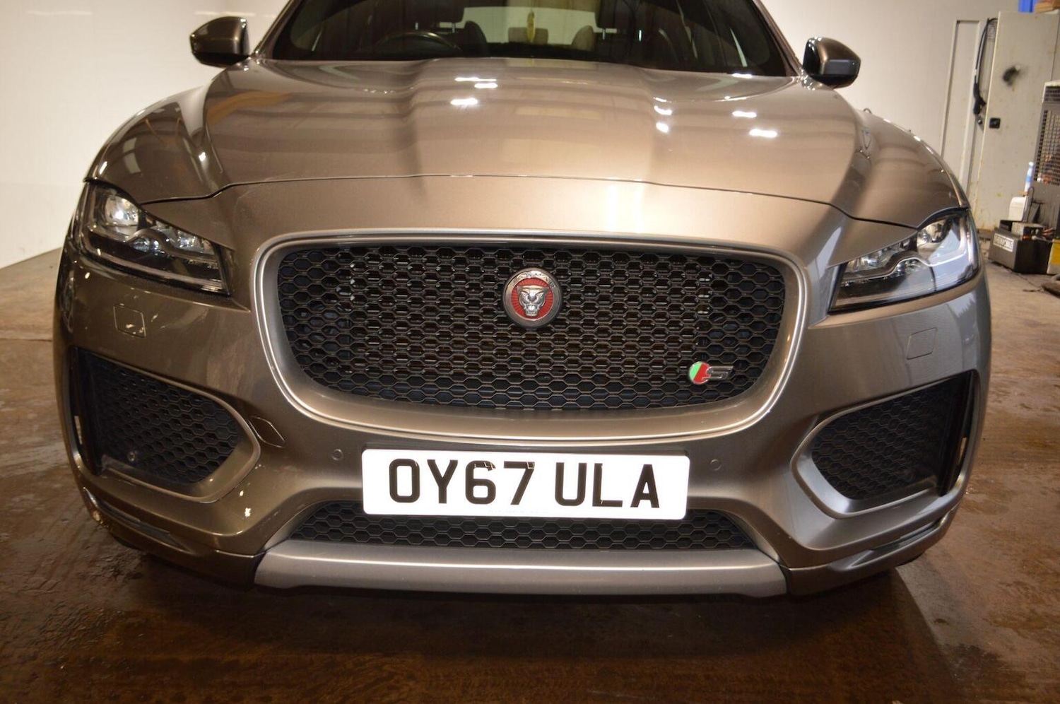 Used Jaguar F-Pace 2017 for sale - 76712360: Photo 43