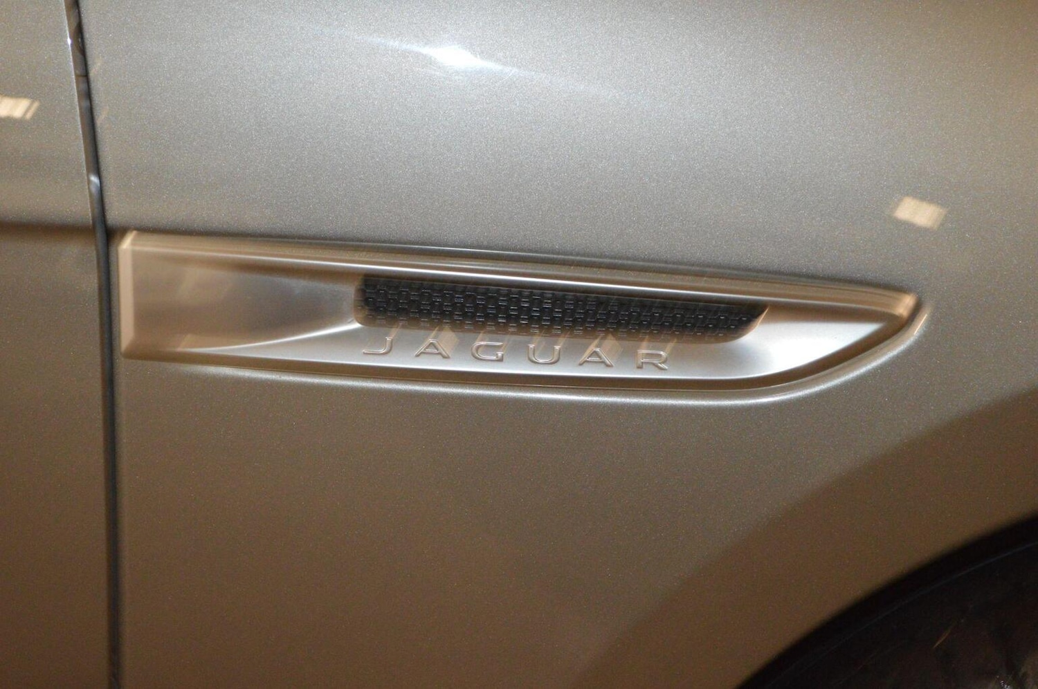 Used Jaguar F-Pace 2017 for sale - 76712360: Photo 45