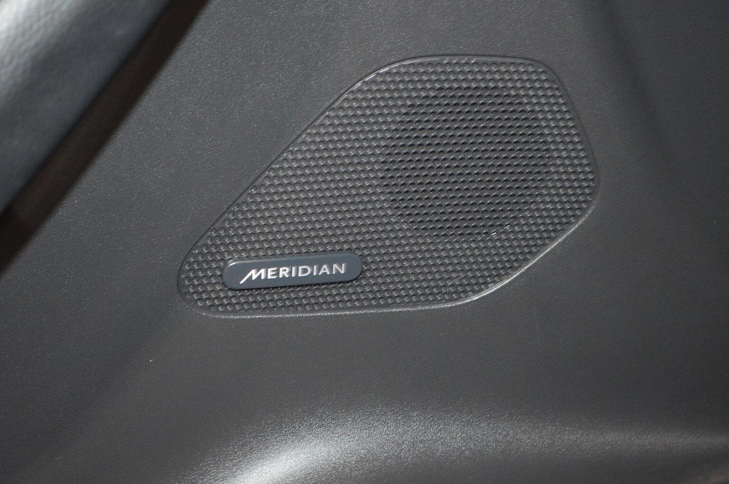 Used Jaguar F-Pace 2017 for sale - 76712360: Photo 52