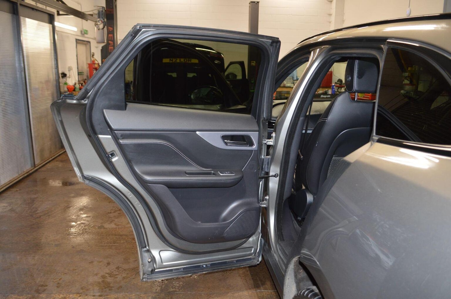 Used Jaguar F-Pace 2017 for sale - 76712360: Photo 58