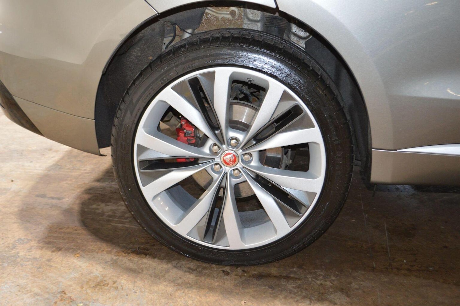 Used Jaguar F-Pace 2017 for sale - 76712360: Photo 66