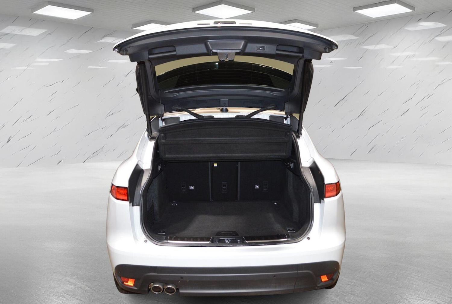 Used Jaguar F-Pace 2020 for sale - 77521951: Photo 10