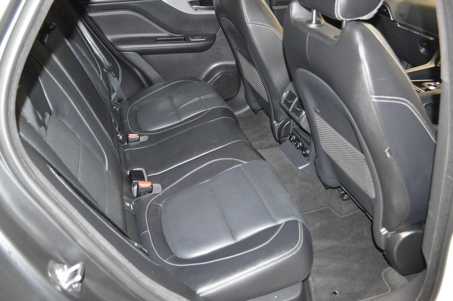 Used Jaguar F-Pace 2020 for sale - 77521951: Photo 18