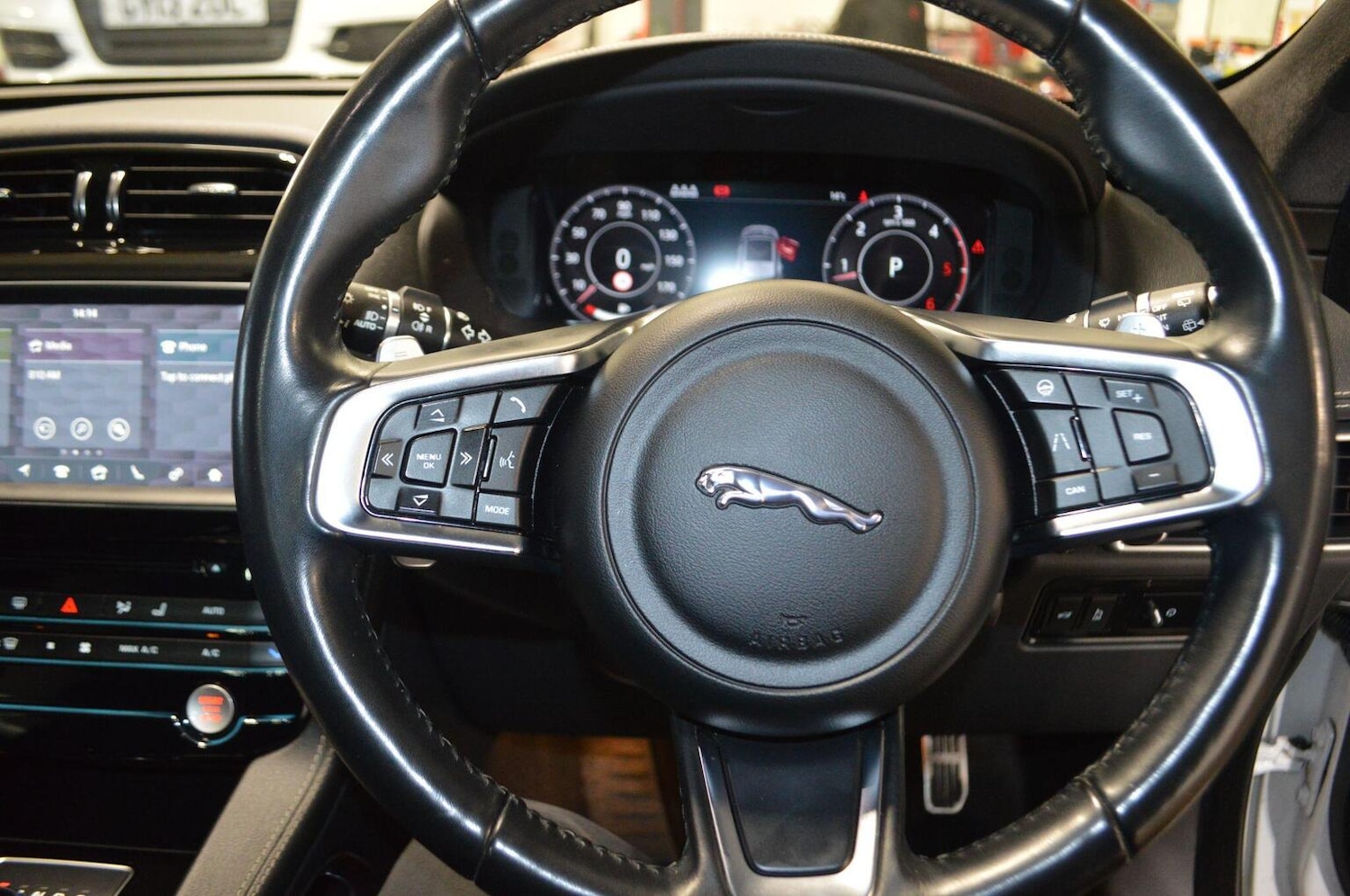 Used Jaguar F-Pace 2020 for sale - 77521951: Photo 30