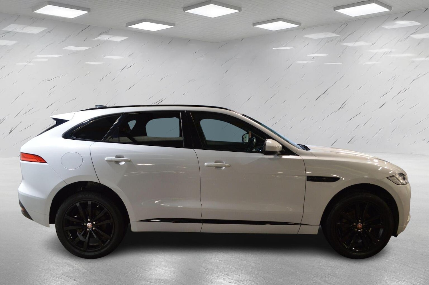 Used Jaguar F-Pace 2020 for sale - 77521951: Photo 9