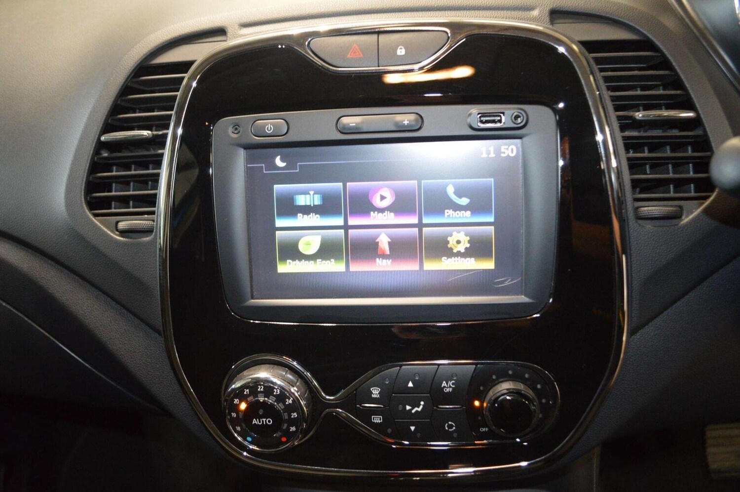 Used Renault Captur 2016 for sale - 76257679: Photo 18