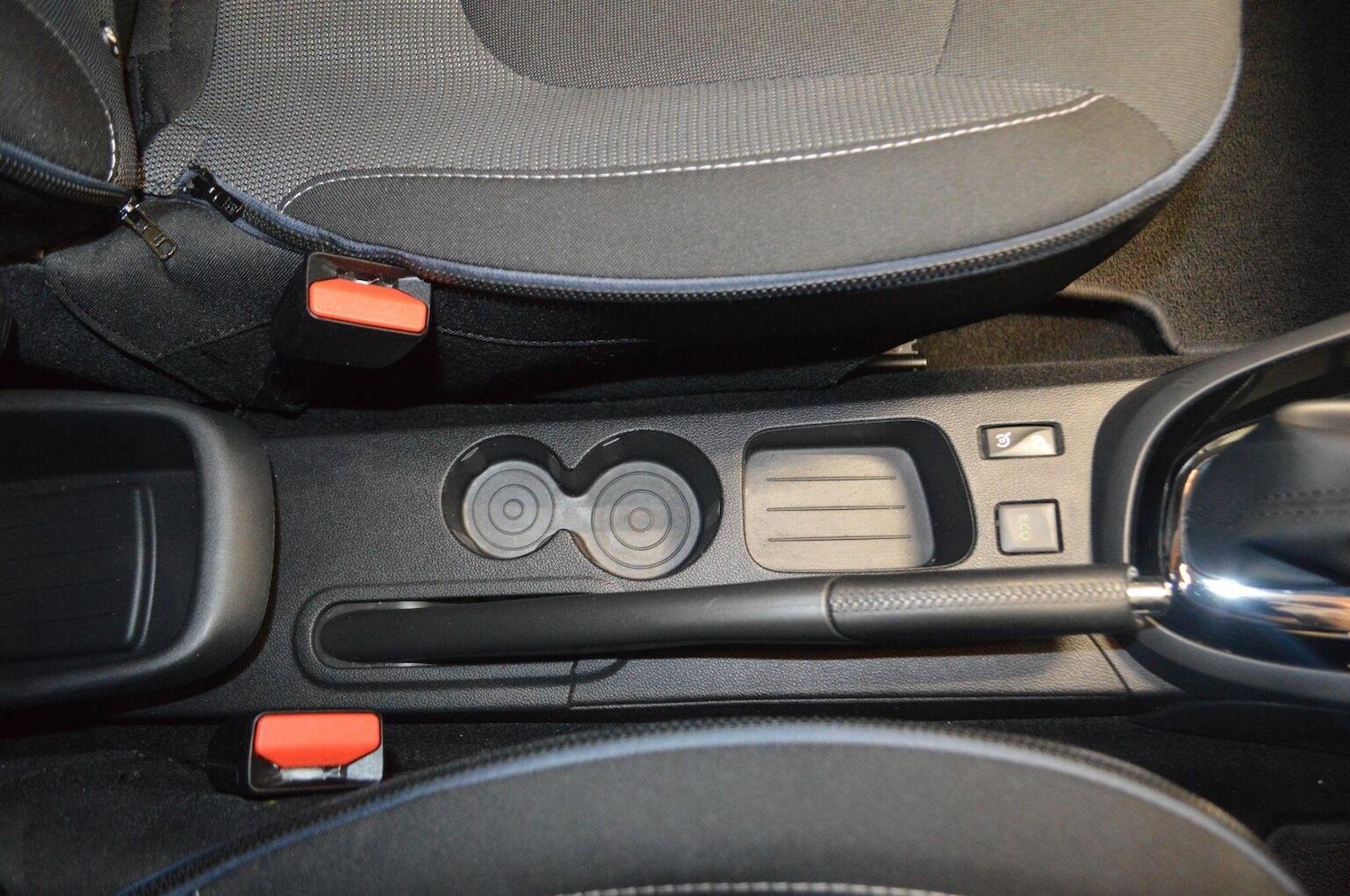 Used Renault Captur 2016 for sale - 76257679: Photo 32
