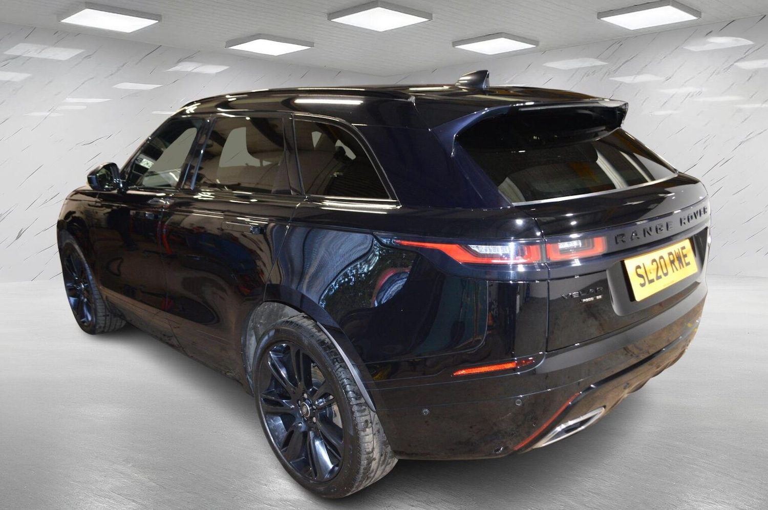 Used Land Rover Range Rover Velar 2020 for sale - 76387359: Photo 6