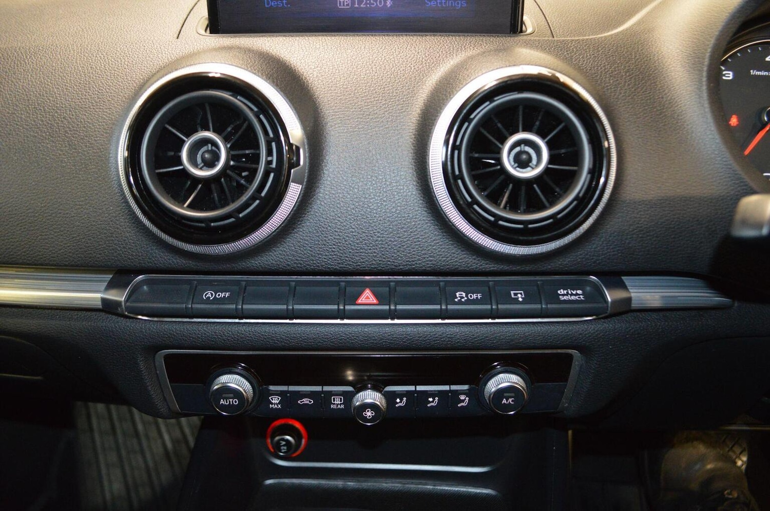 Used Audi A3 2014 for sale - 77277420: Photo 33