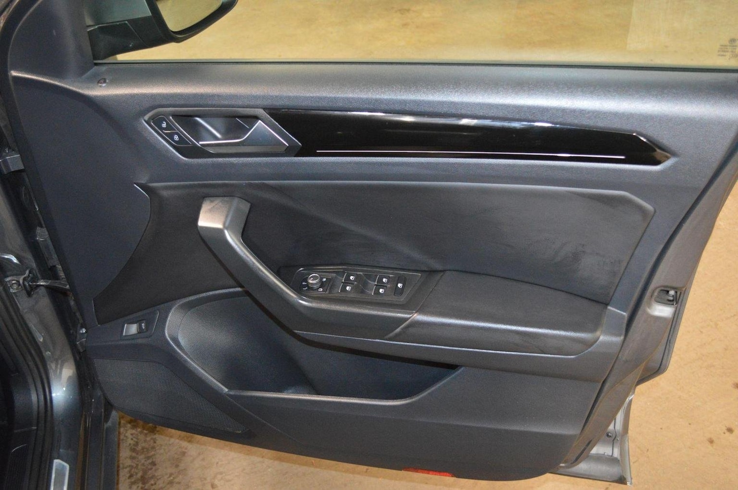 Vehicle 27